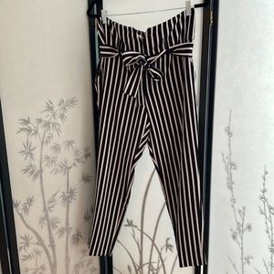 NWT New York & Company Belted Stripe Pants, Size 12, Black and White